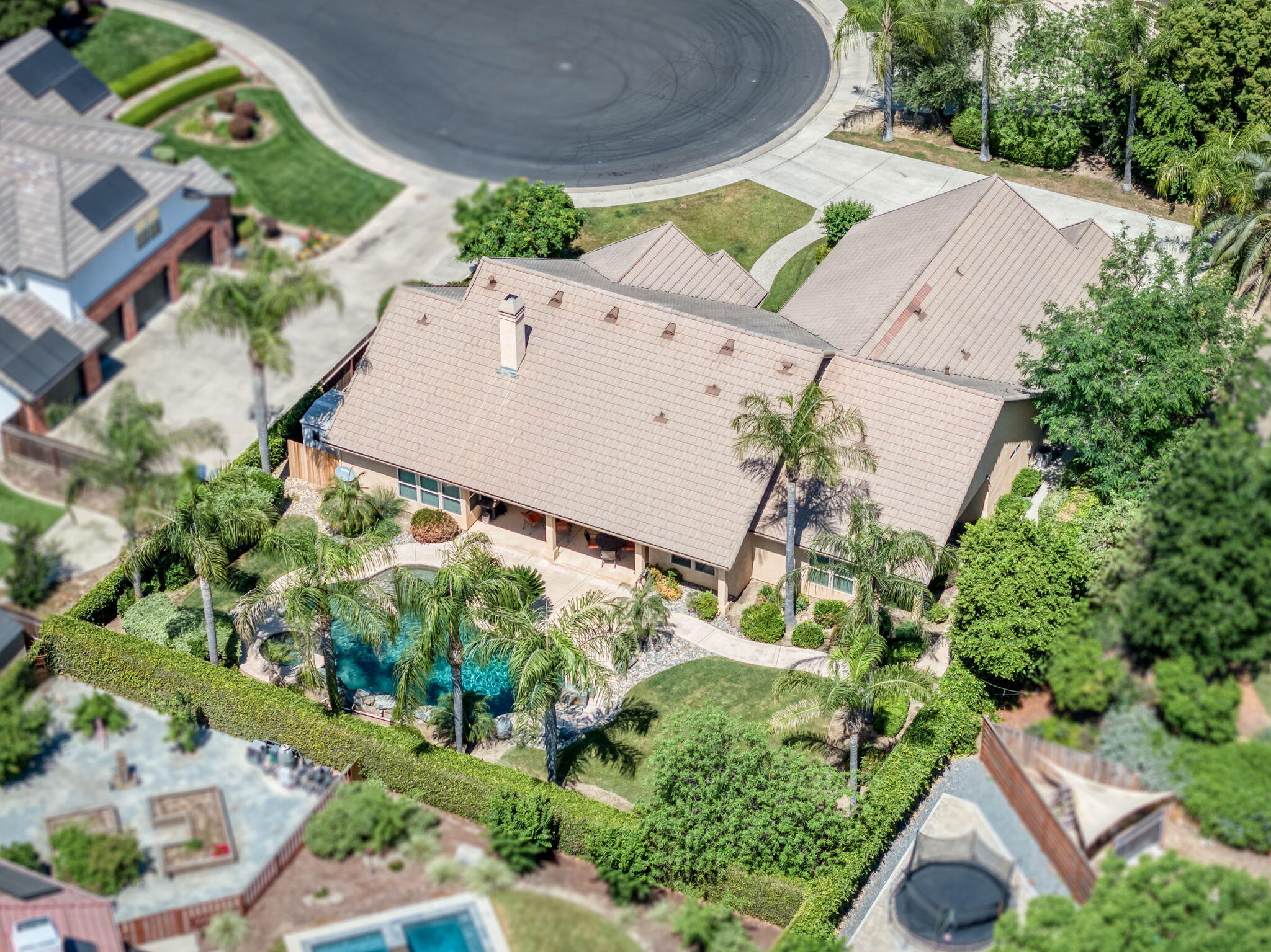 4907 W Lakewood Ct, Visalia, CA 93291