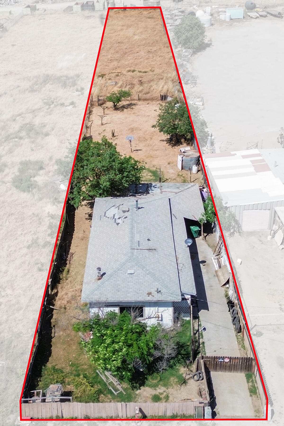 10696 Houston Ave, Hanford, CA 93230