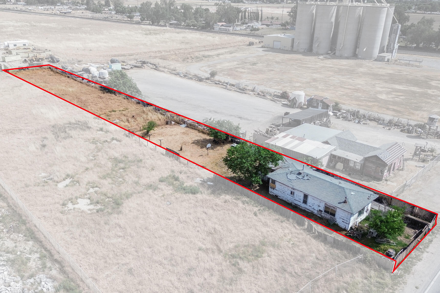 10696 Houston Ave, Hanford, CA 93230