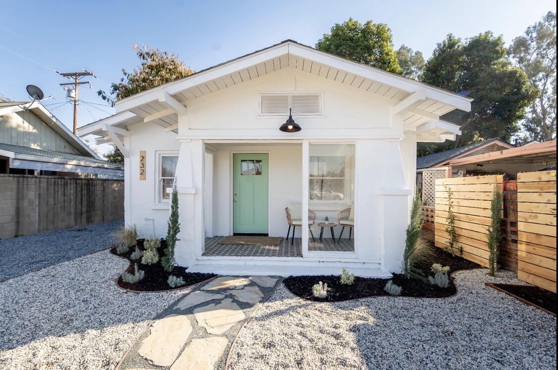 232 Ash St, Exeter, CA 93221