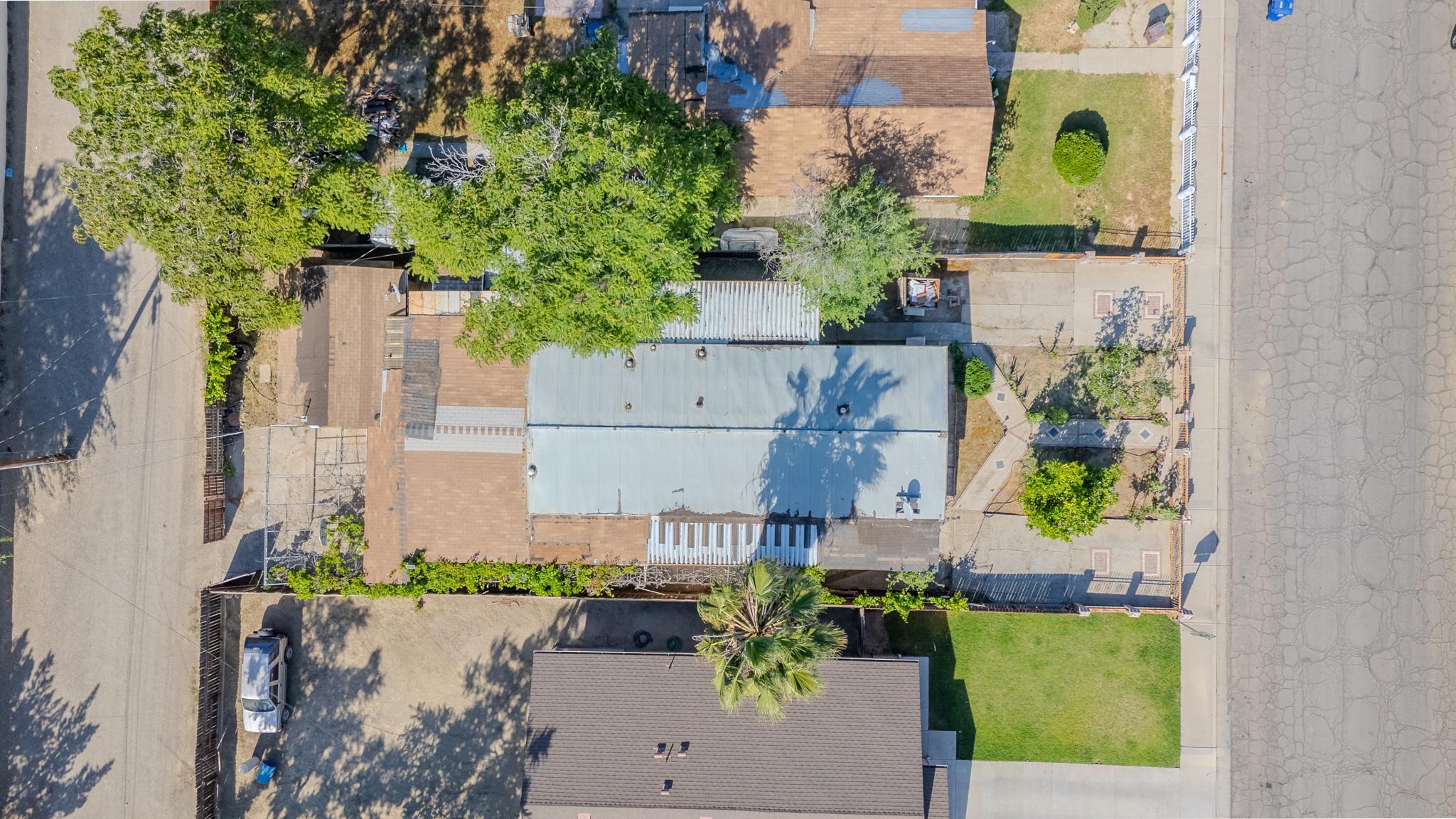 108 W Merced St, Avenal, CA 93204