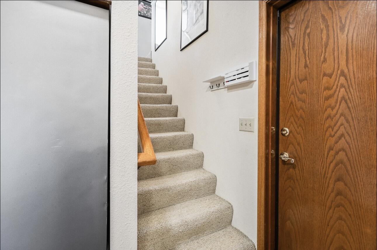 1232 N Lindale Way, Porterville, CA 93257