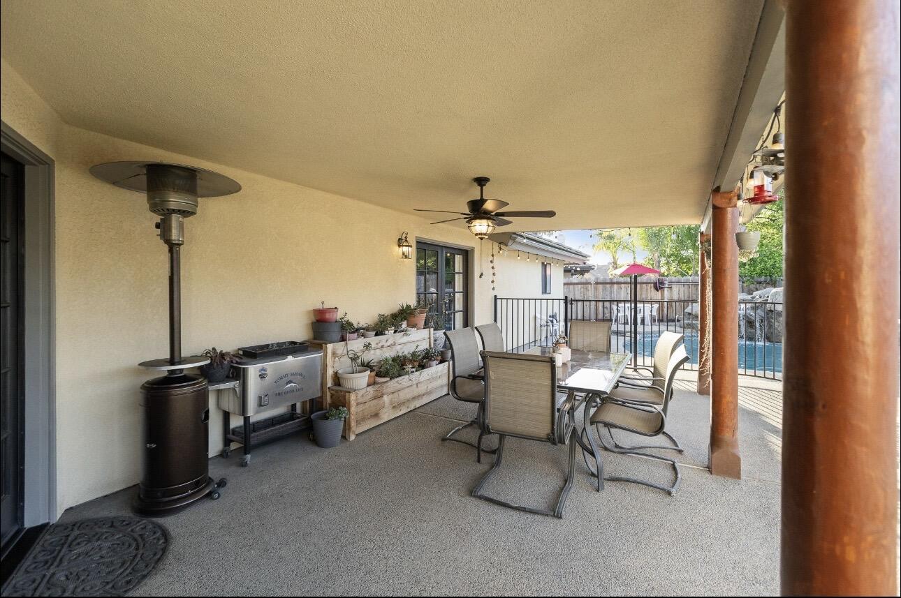 1232 N Lindale Way, Porterville, CA 93257