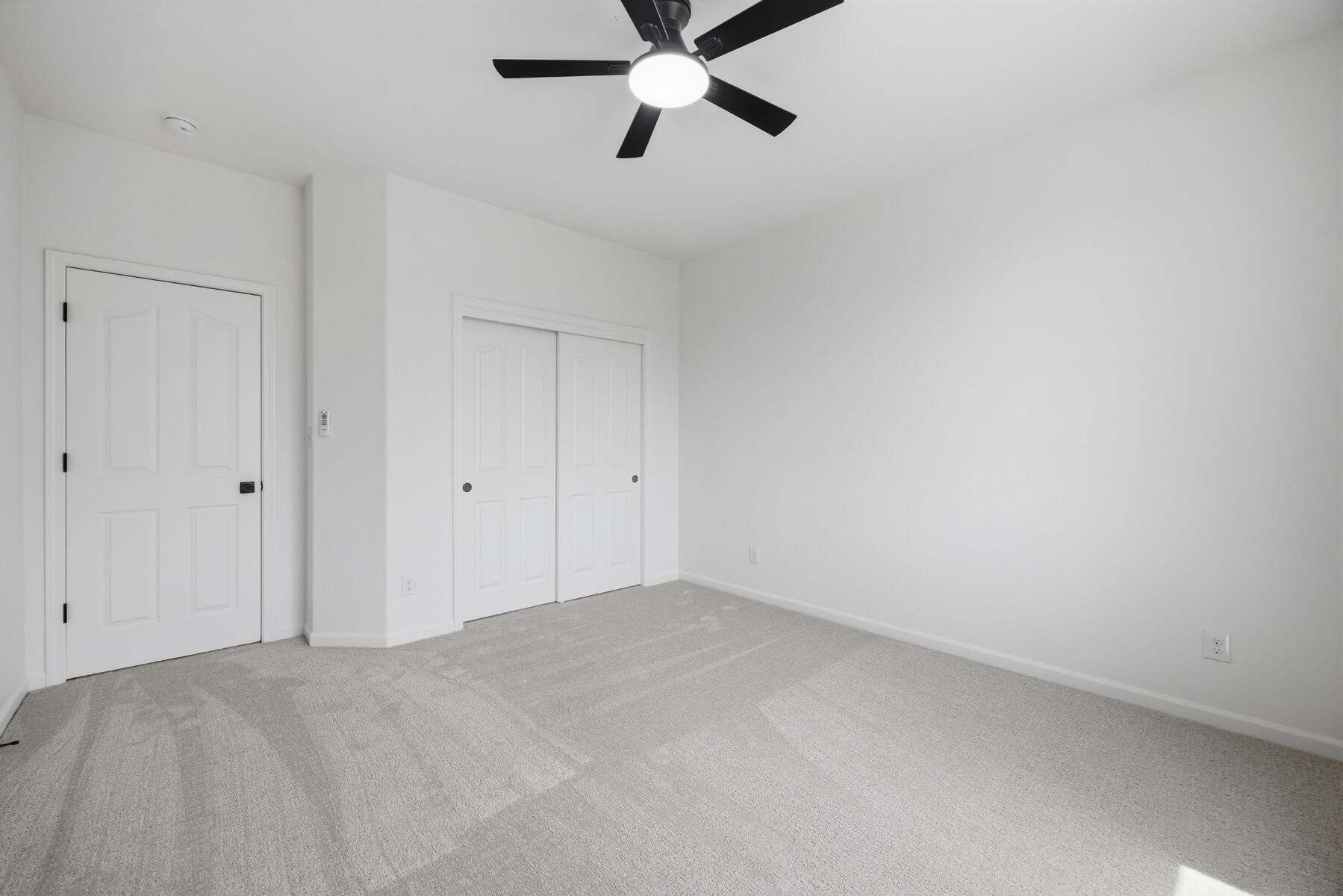 2536 W Stewart Ave, Visalia, CA 93291