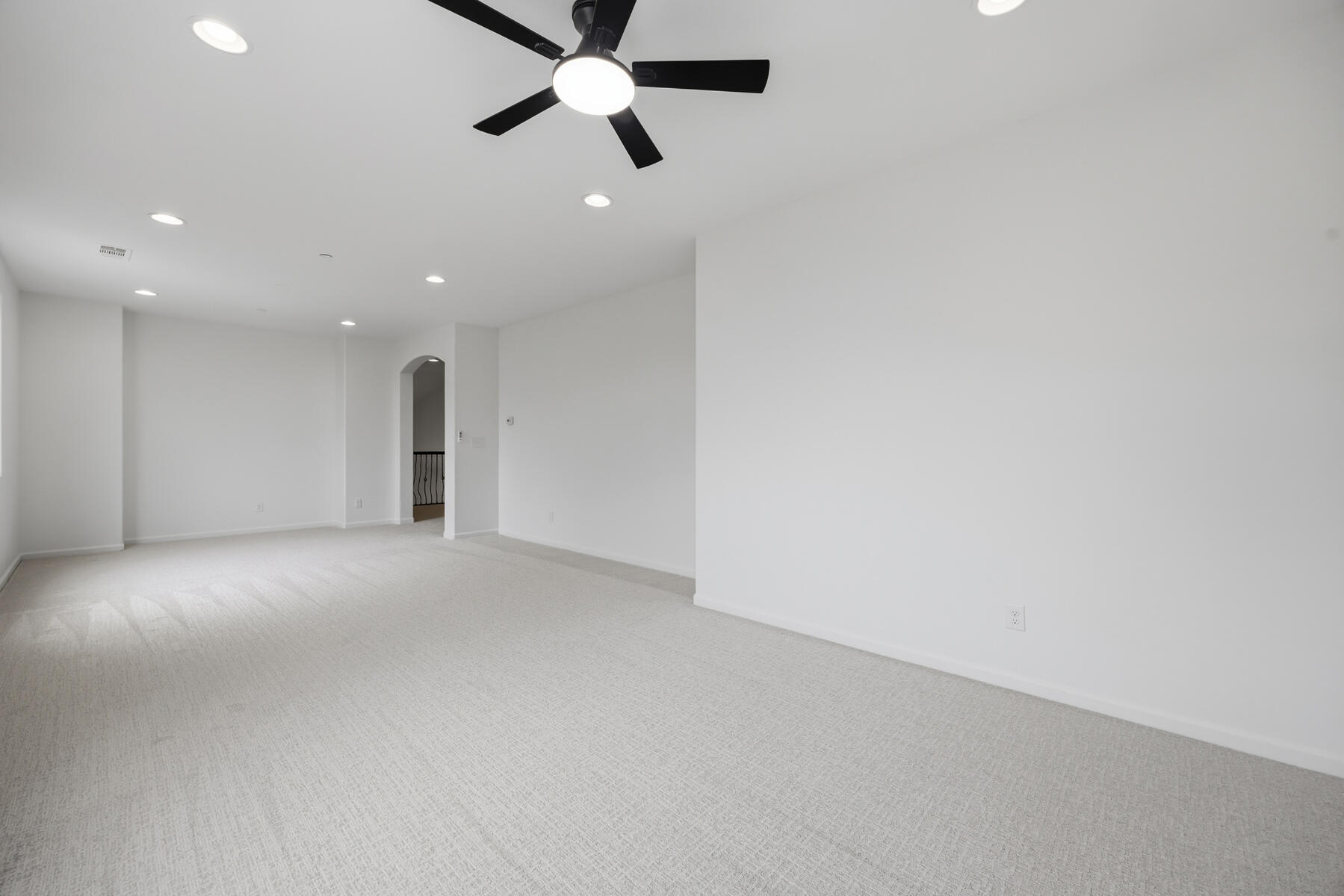 2536 W Stewart Ave, Visalia, CA 93291