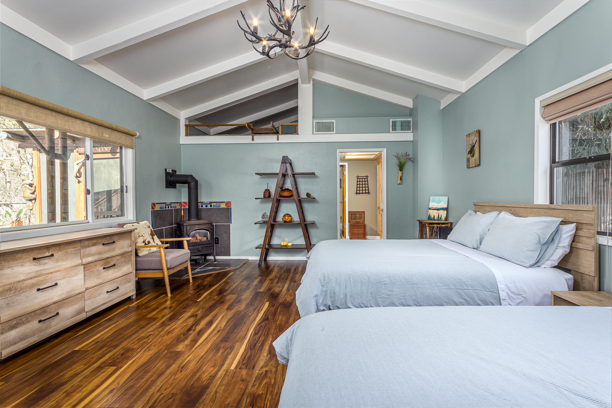 43195 S Fork Dr, Three Rivers, CA 93271