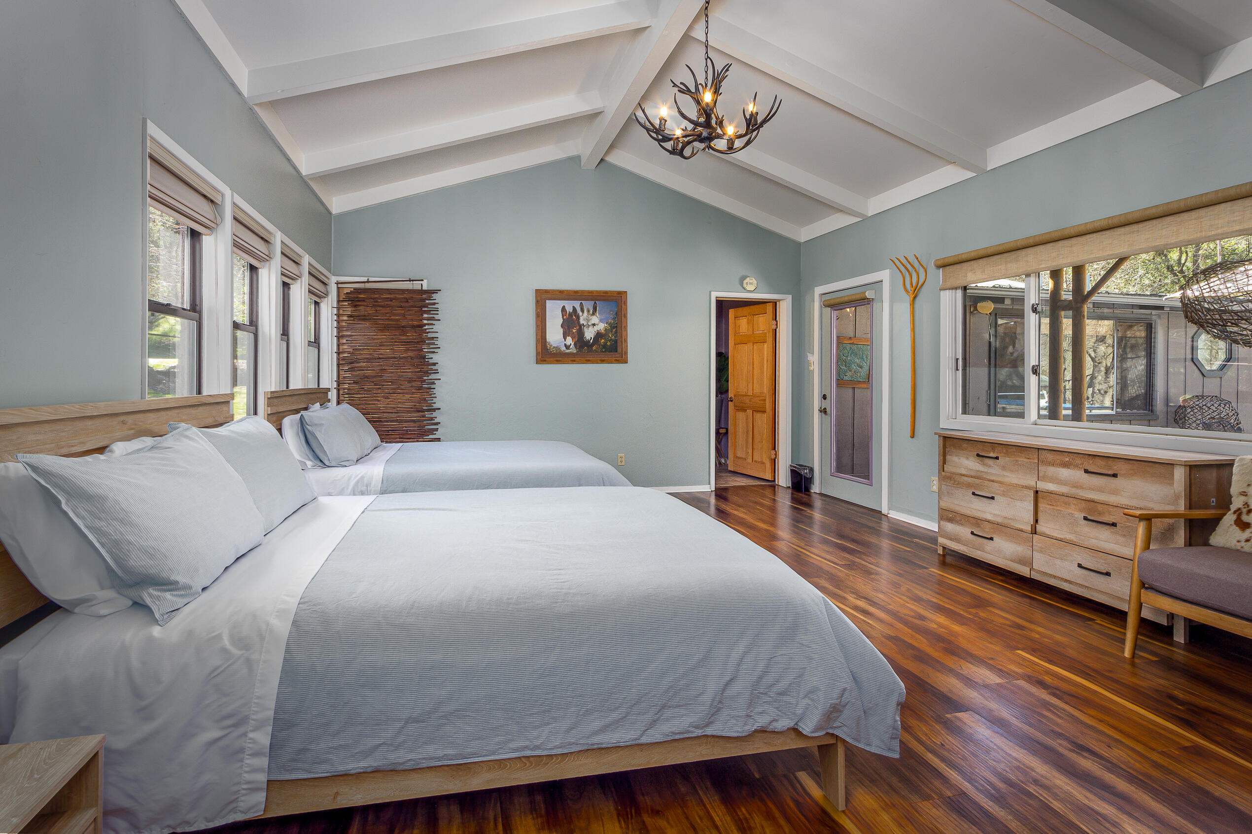 43195 S Fork Dr, Three Rivers, CA 93271