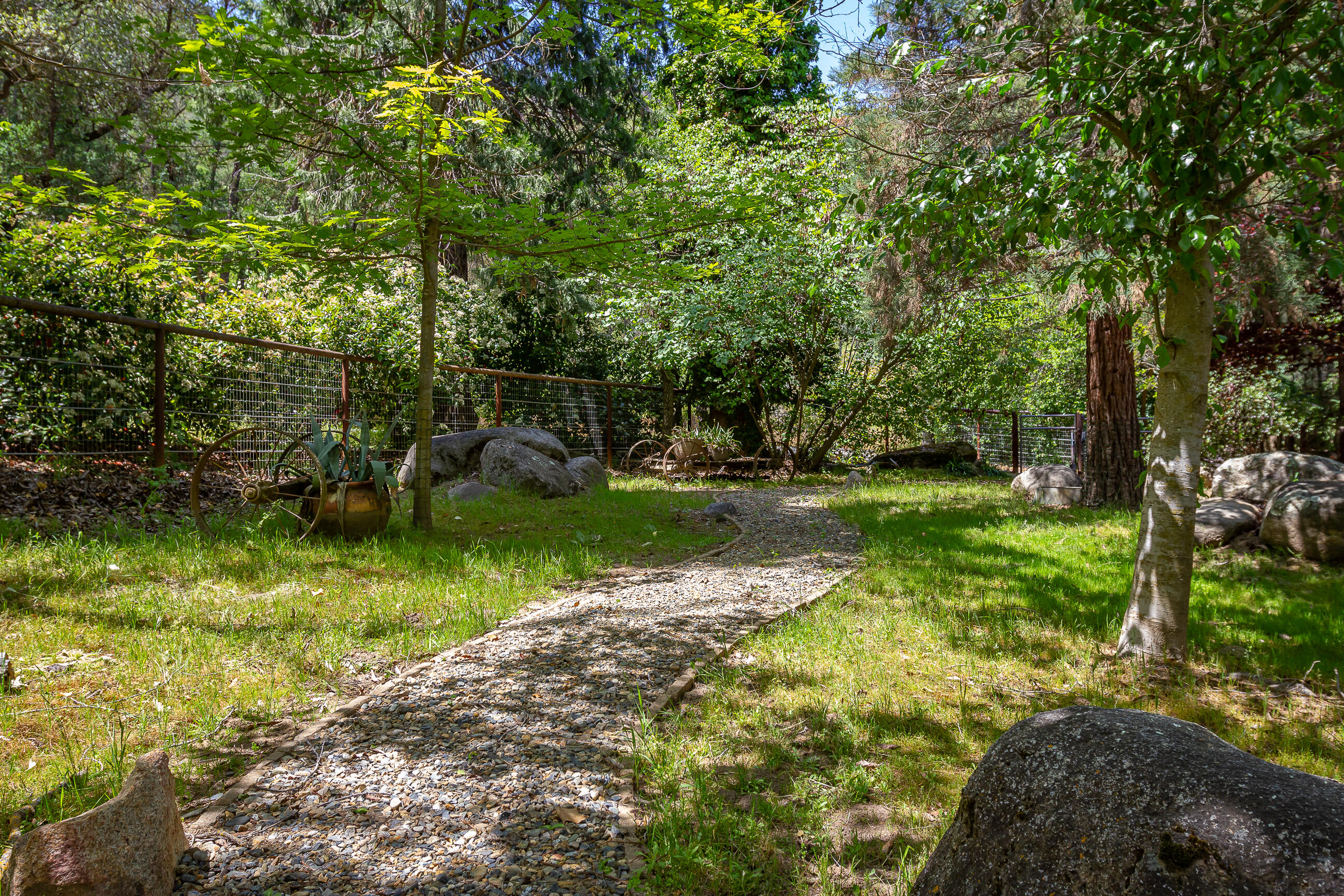 43195 S Fork Dr, Three Rivers, CA 93271