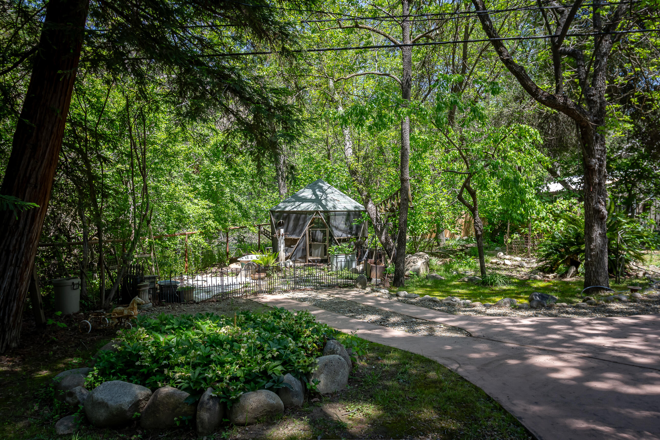 43195 S Fork Dr, Three Rivers, CA 93271