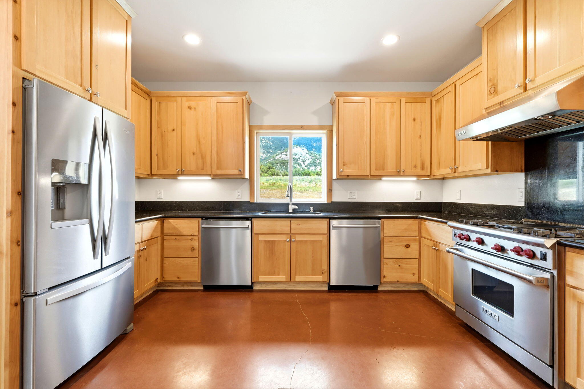 39348 Dunlap Rd, Yokuts Valley, CA 93675