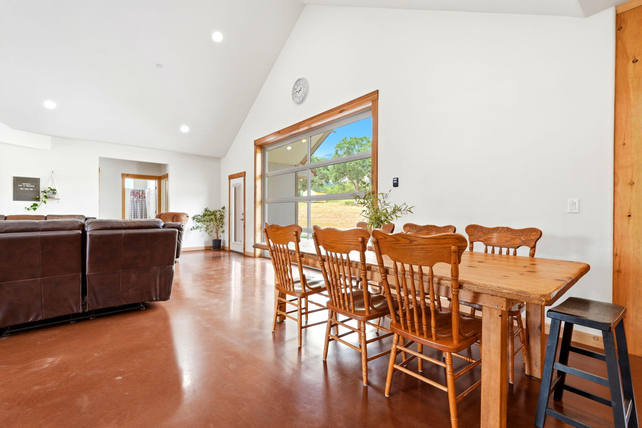 39348 Dunlap Rd, Yokuts Valley, CA 93675