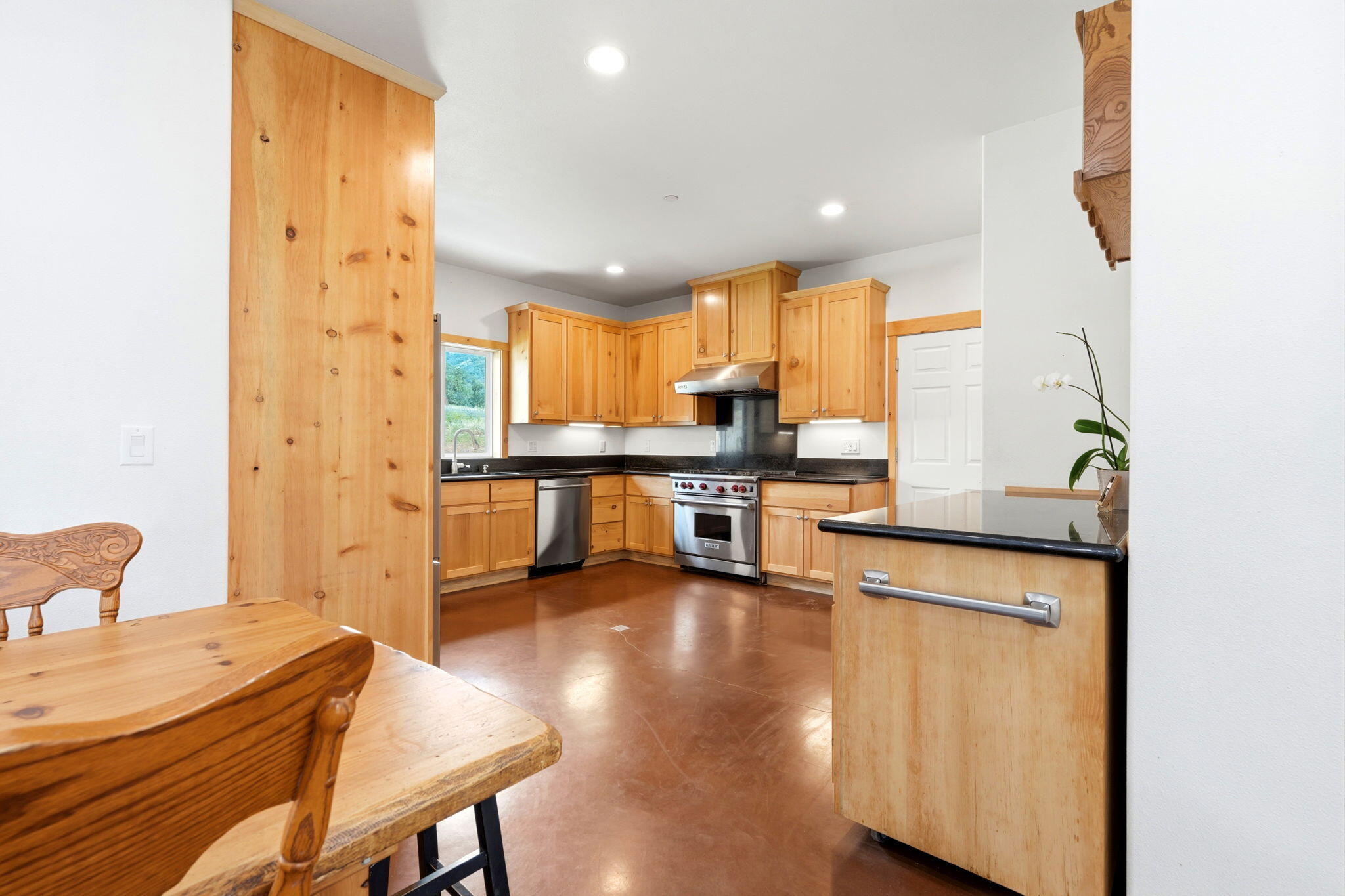 39348 Dunlap Rd, Yokuts Valley, CA 93675