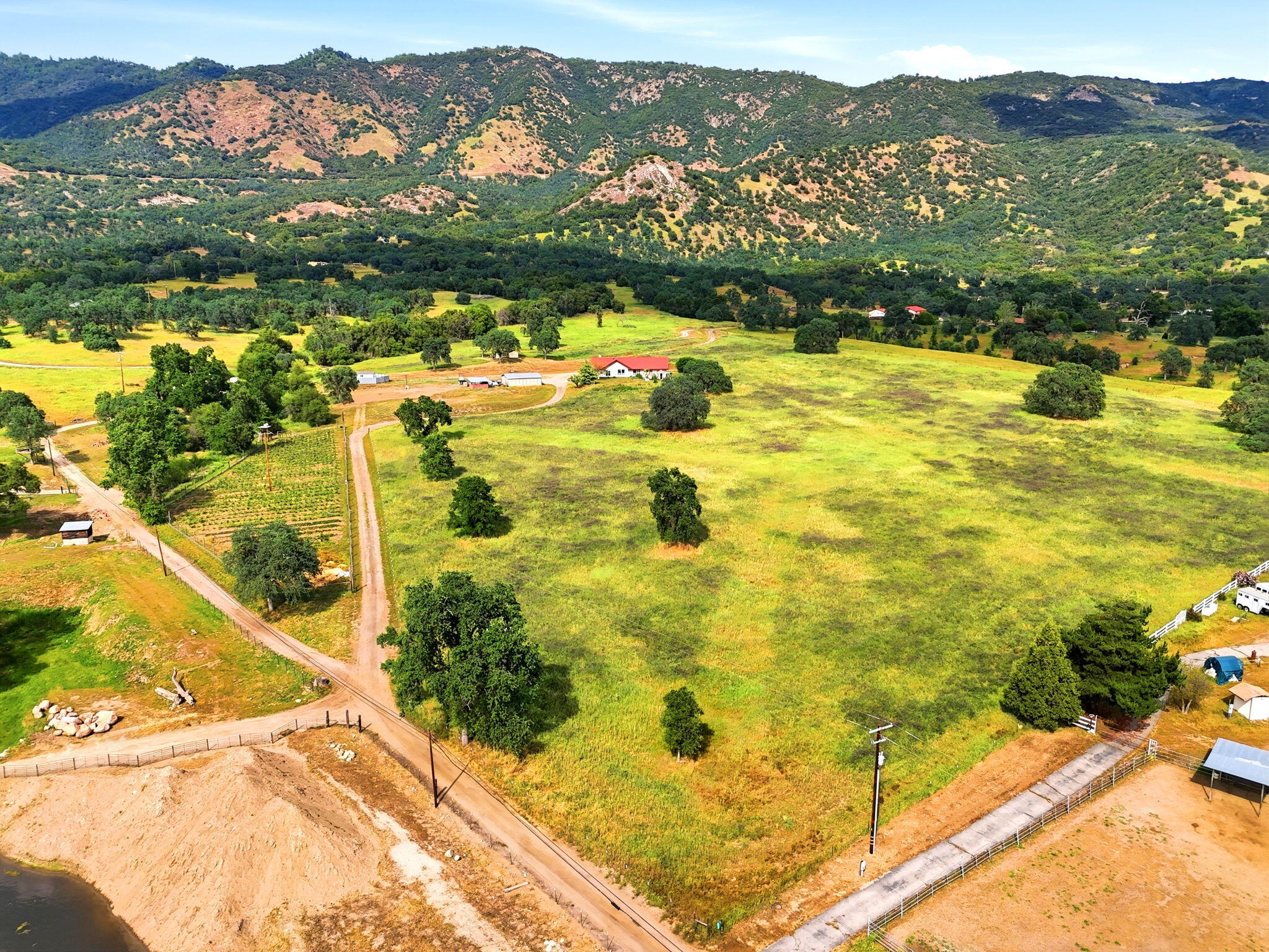 39348 Dunlap Rd, Yokuts Valley, CA 93675