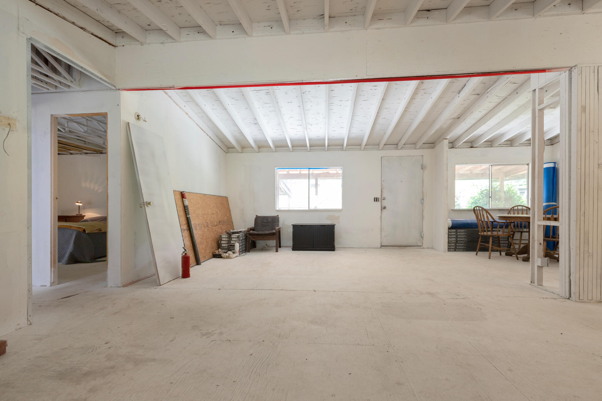 39569 Clover Ln, Yokuts Valley, CA 93675