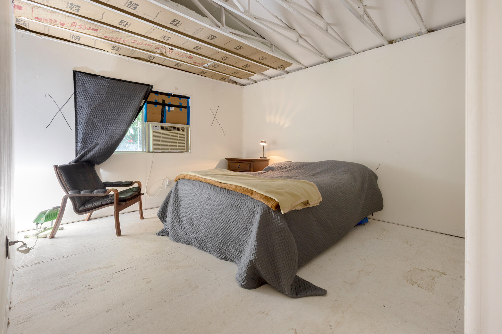 39569 Clover Ln, Yokuts Valley, CA 93675