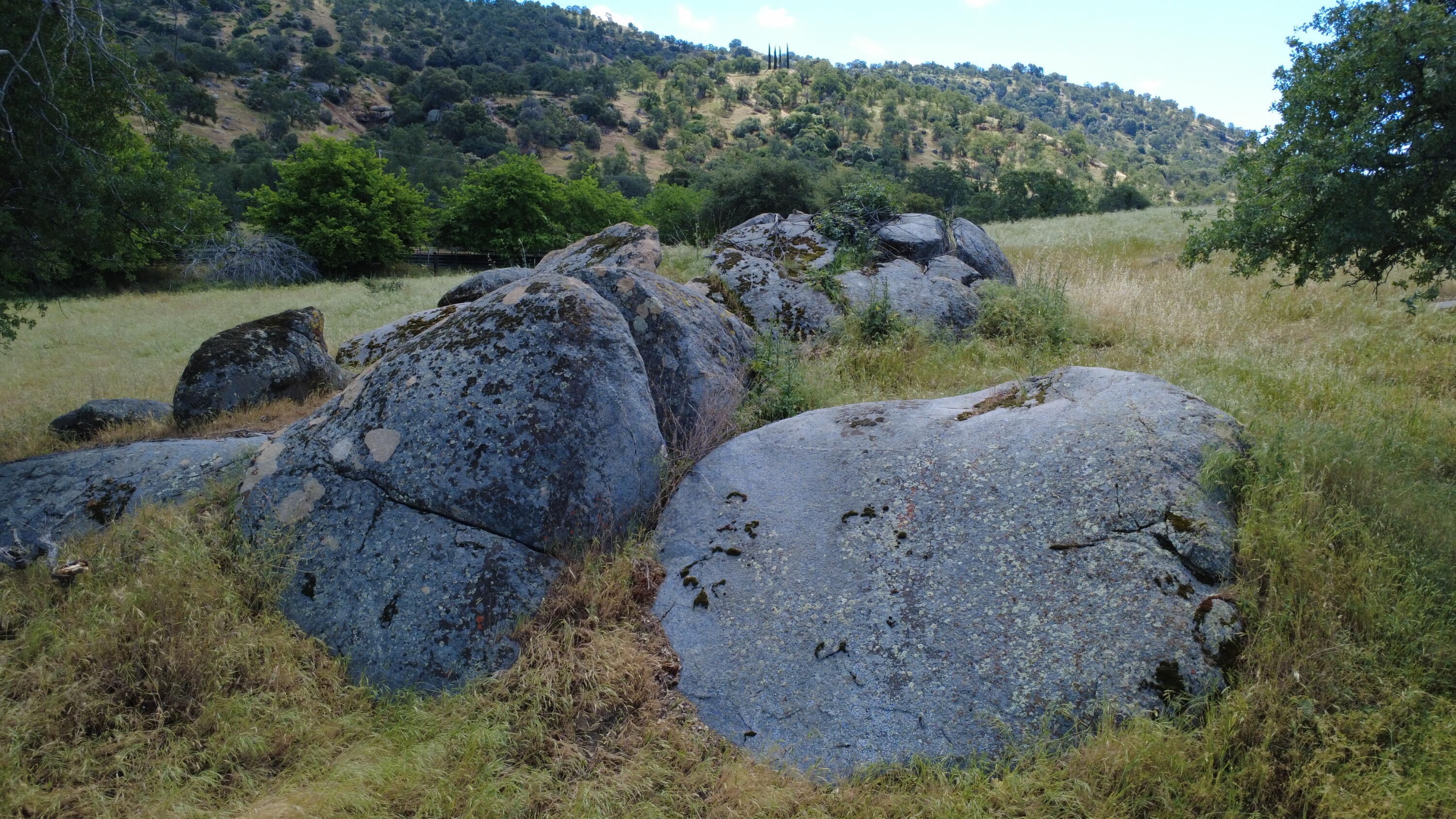 39569 Clover Ln, Yokuts Valley, CA 93675