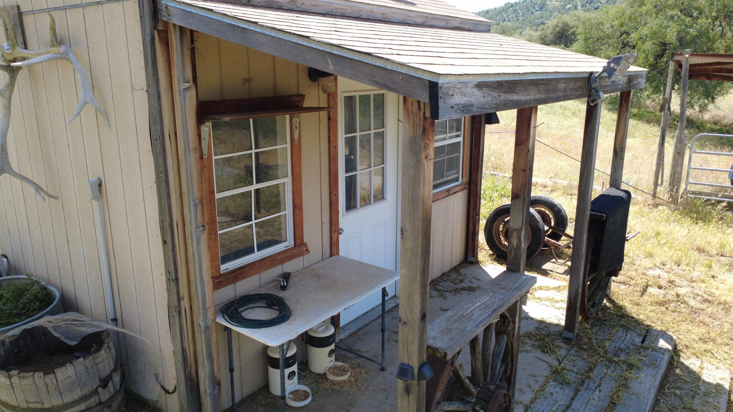 39569 Clover Ln, Yokuts Valley, CA 93675