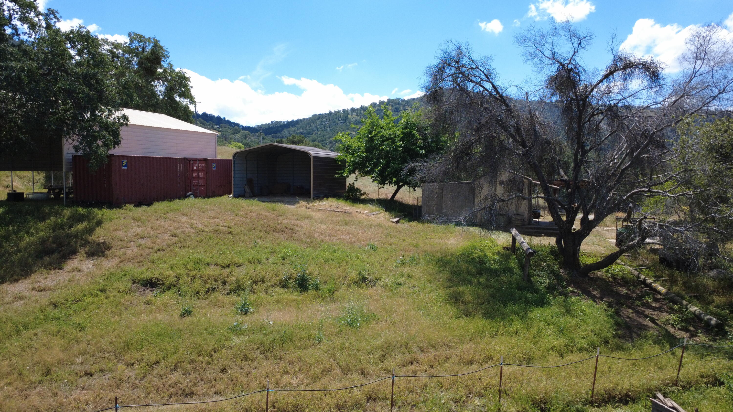 39569 Clover Ln, Yokuts Valley, CA 93675