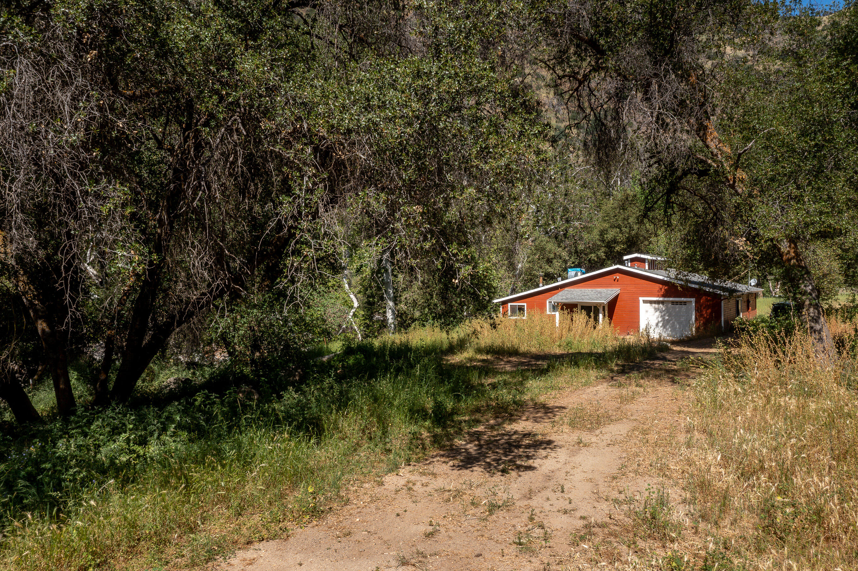 47993 N Fork Dr, Three Rivers, CA 93271