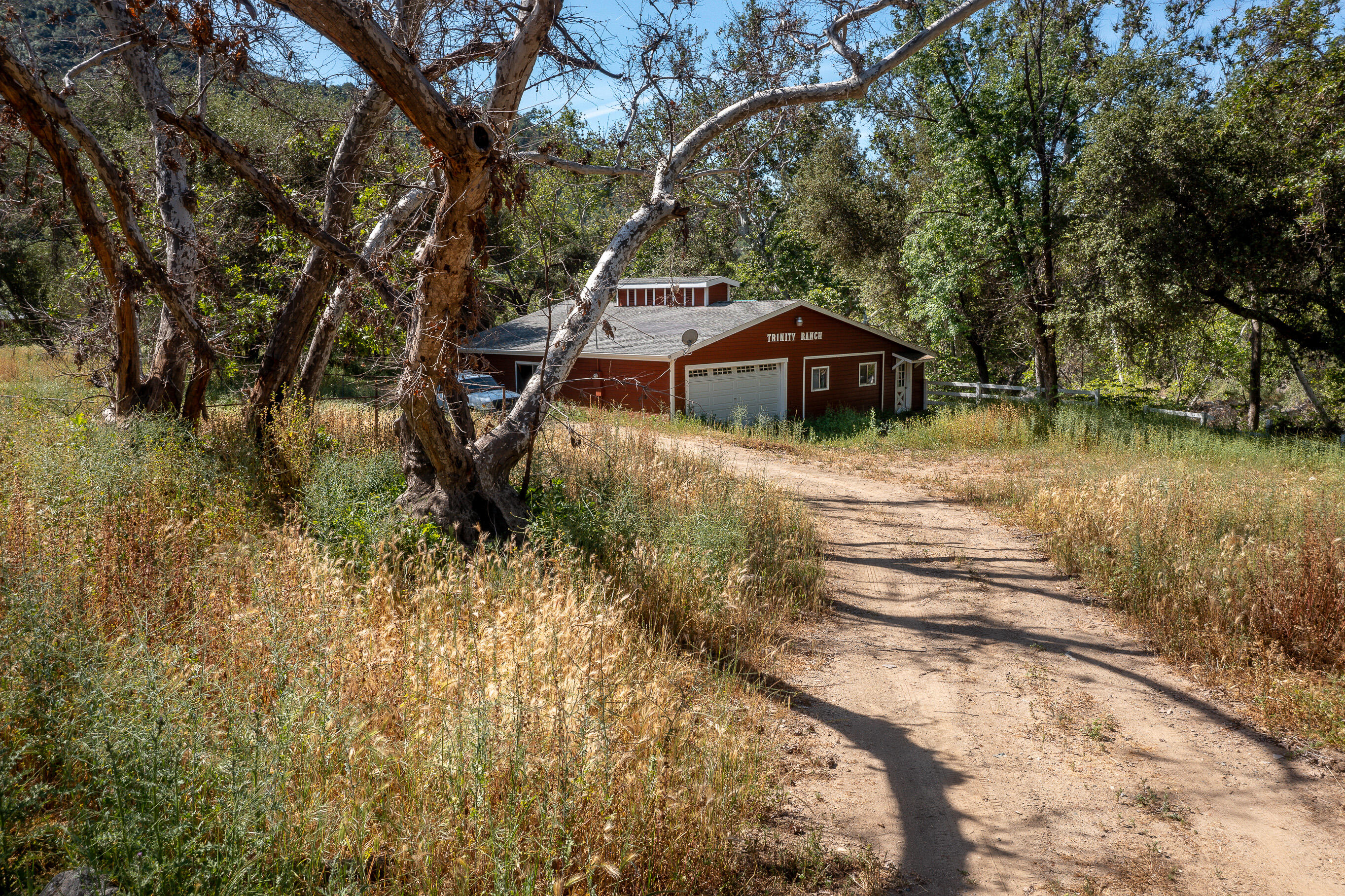 47993 N Fork Dr, Three Rivers, CA 93271