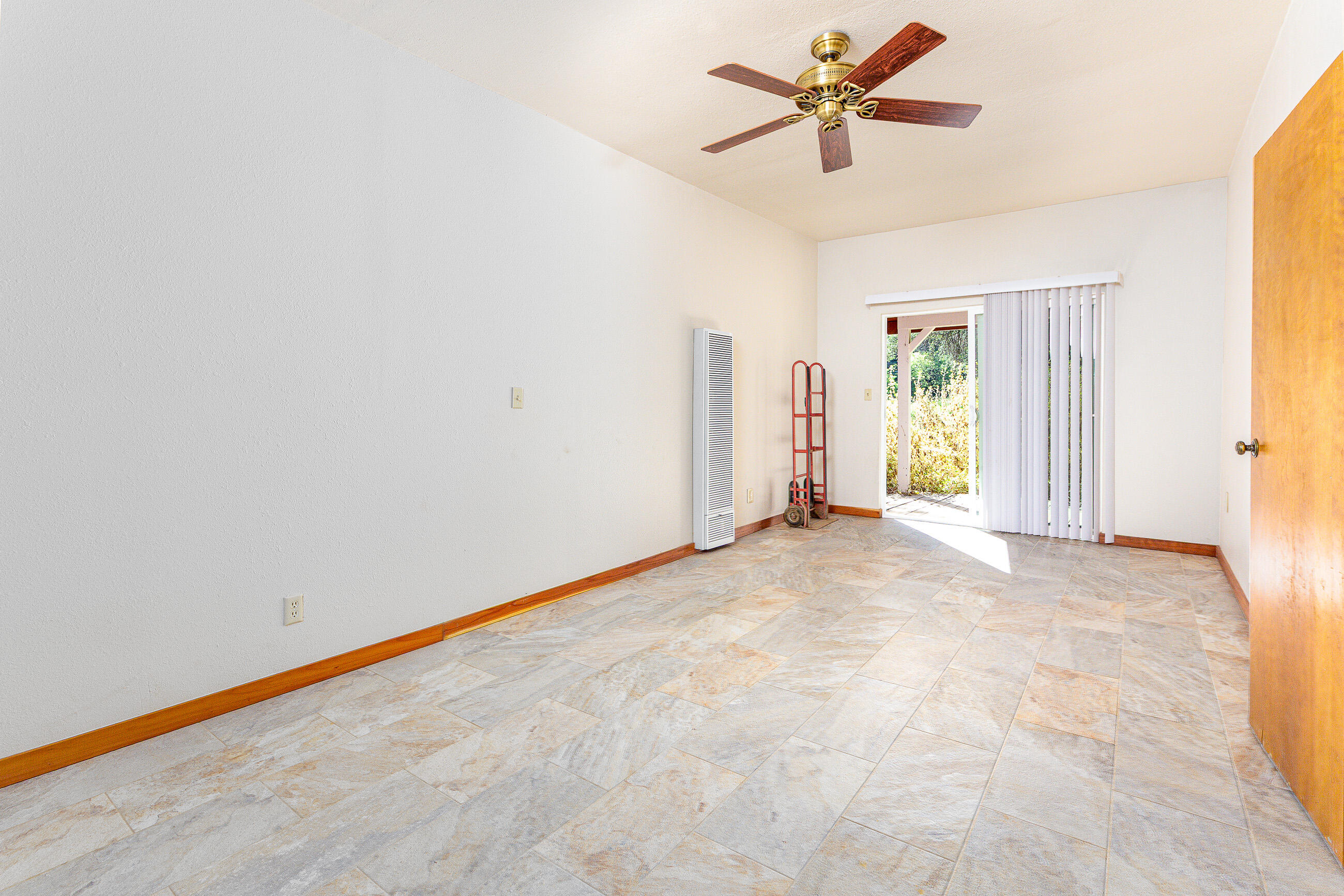 47993 N Fork Dr, Three Rivers, CA 93271