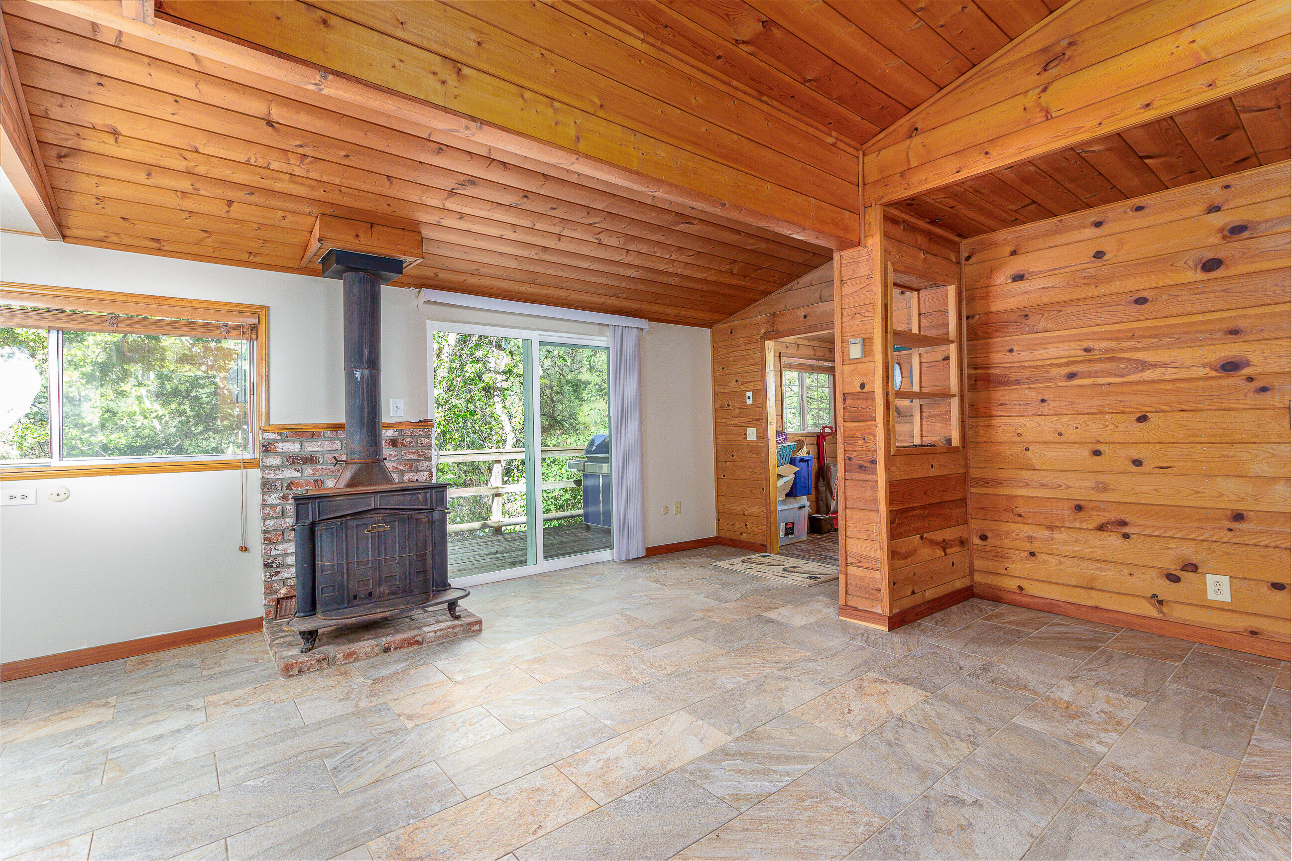 47993 N Fork Dr, Three Rivers, CA 93271