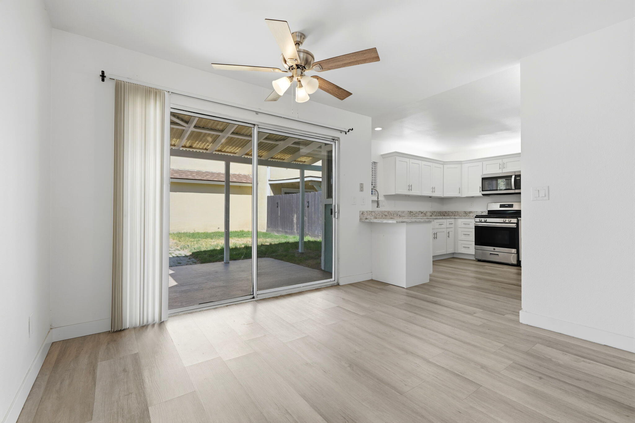 2419 N Clark St, Visalia, CA 93292