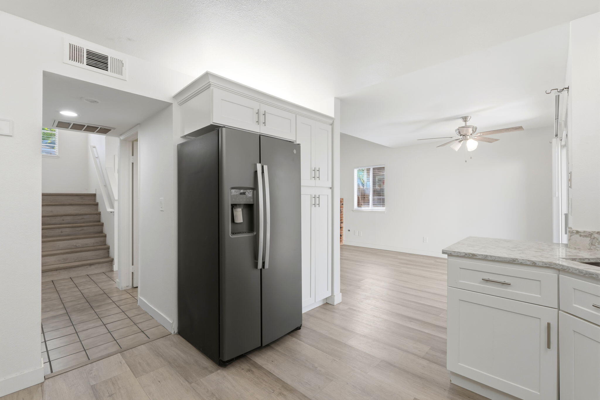 2419 N Clark St, Visalia, CA 93292