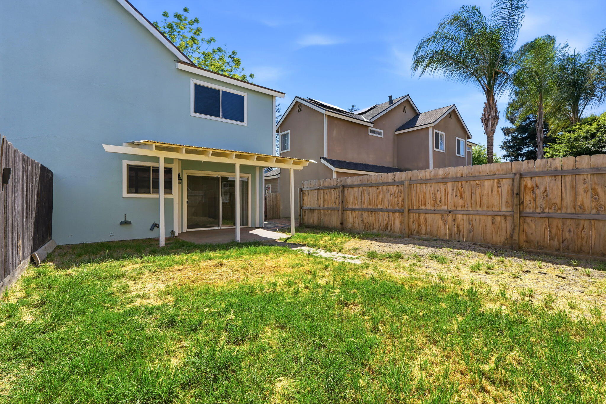 2419 N Clark St, Visalia, CA 93292