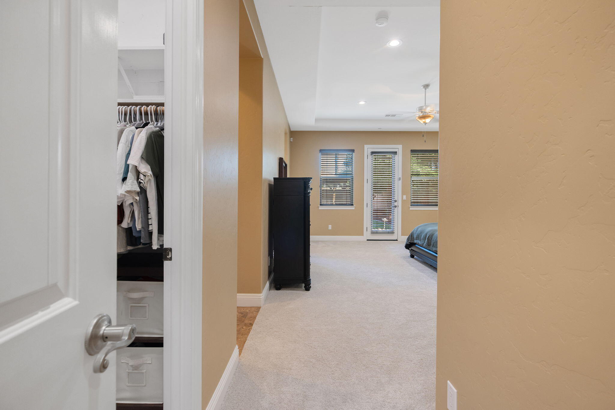 4020 W Lark, Visalia, CA 93291