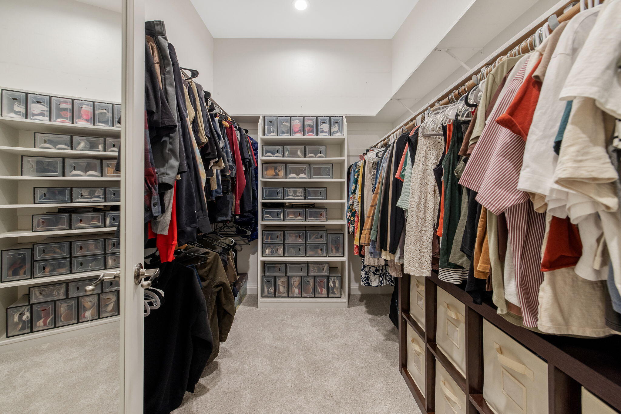 4020 W Lark, Visalia, CA 93291