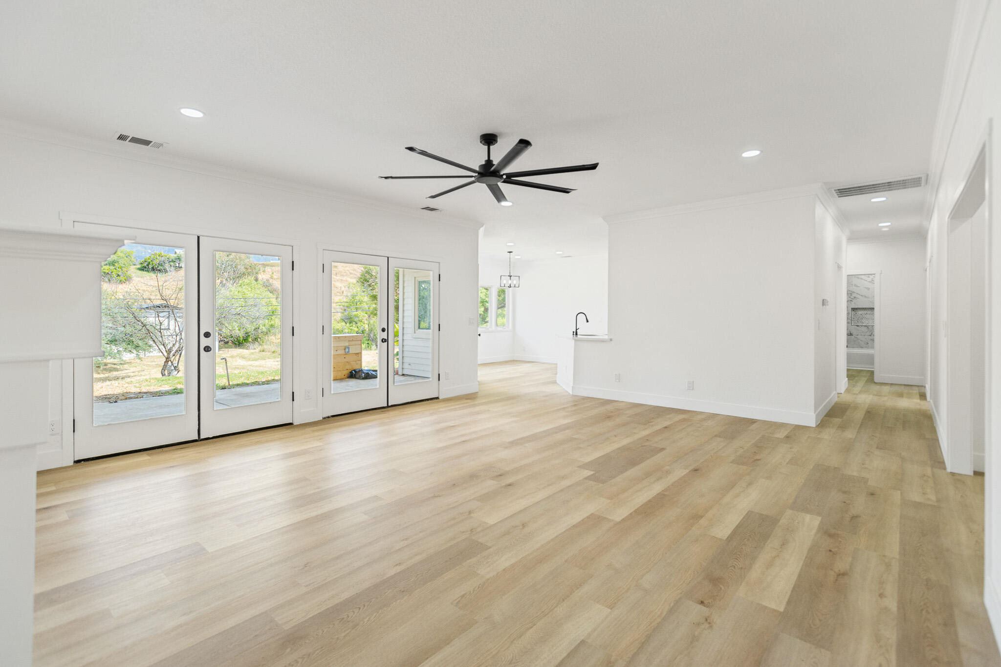 32491 Pleasant Oak Dr, Springville, CA 93265