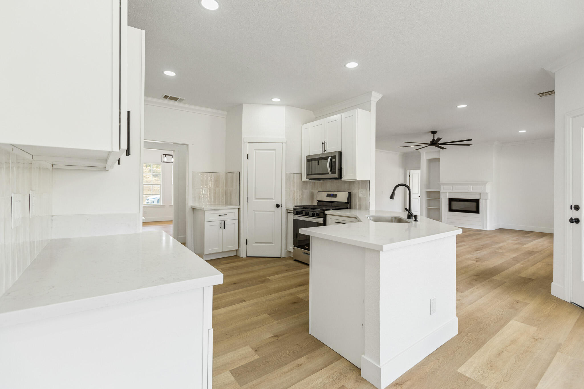 32491 Pleasant Oak Dr, Springville, CA 93265