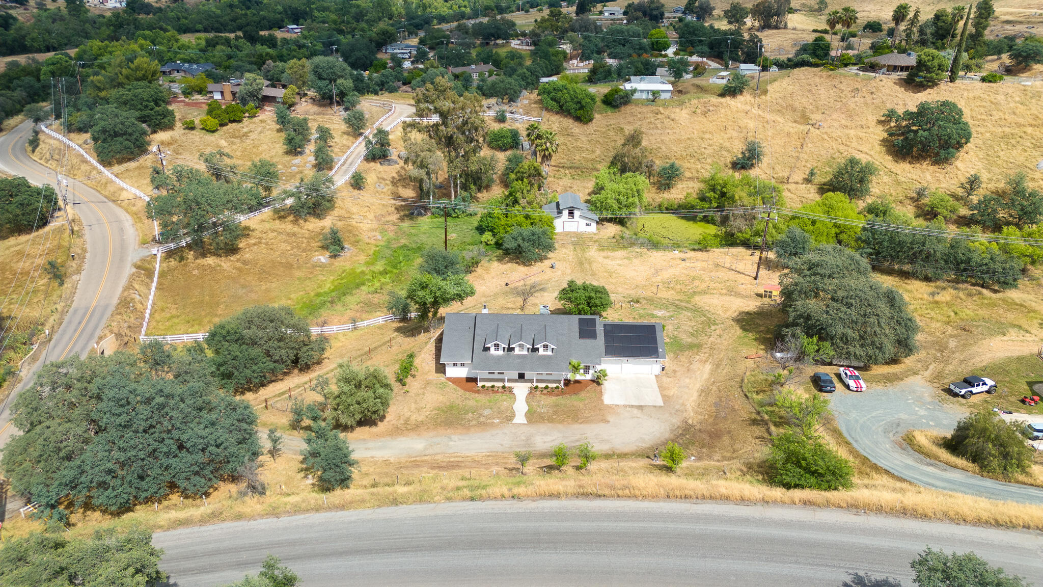 32491 Pleasant Oak Dr, Springville, CA 93265