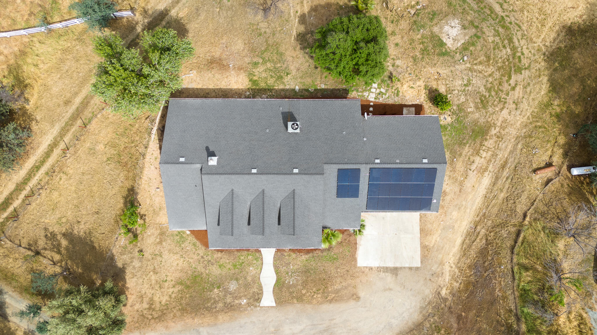 32491 Pleasant Oak Dr, Springville, CA 93265