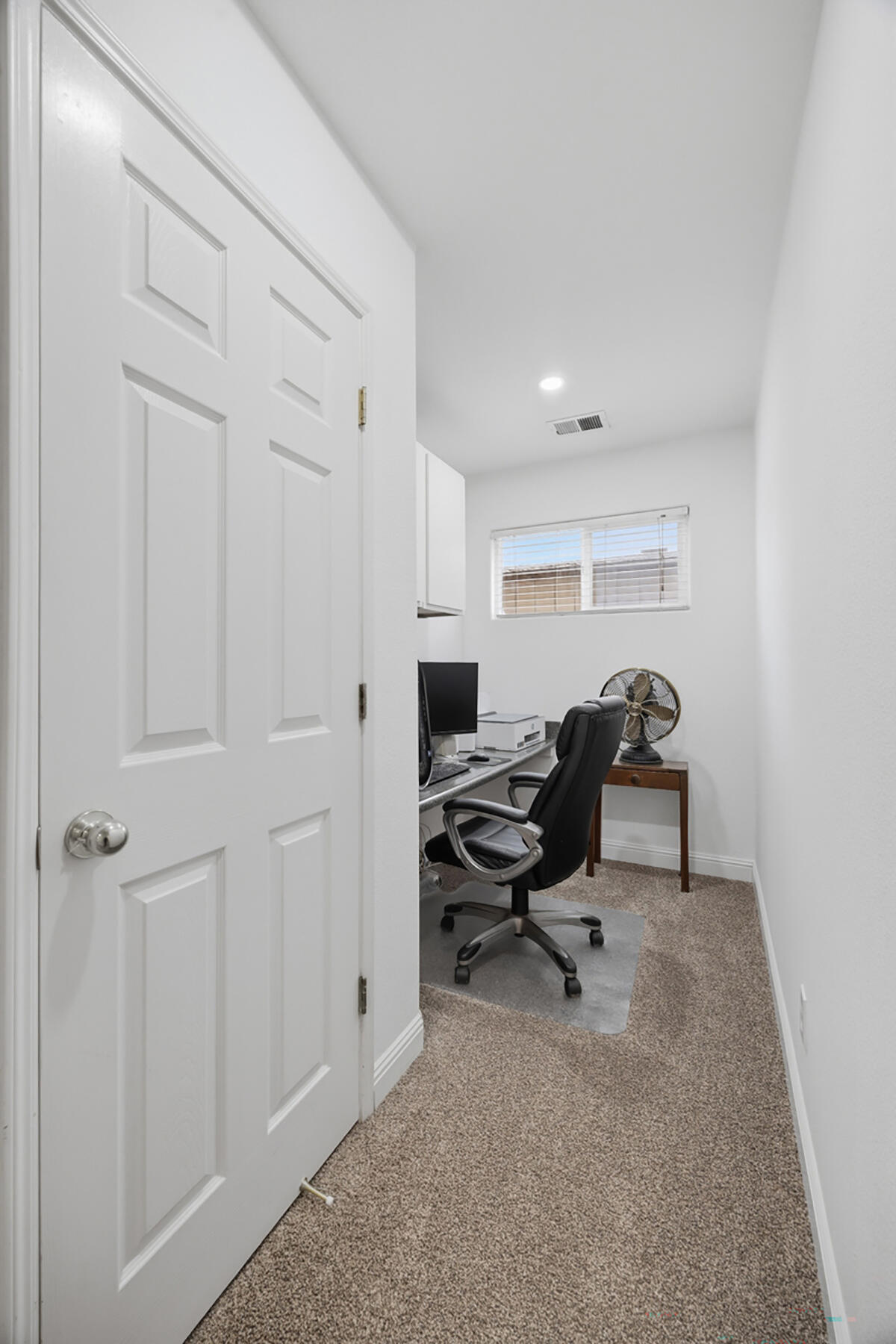 3223 W Sedona Ave, Visalia, CA 93291