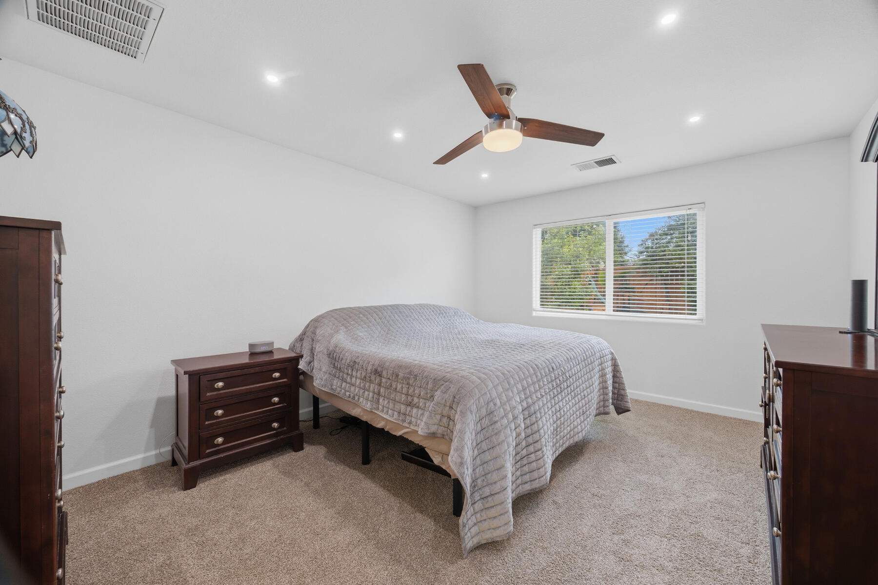 3223 W Sedona Ave, Visalia, CA 93291