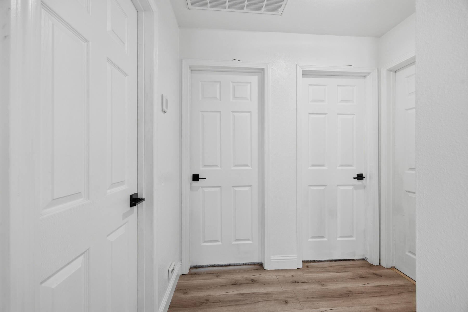 1136 N Atwood St, Visalia, CA 93291