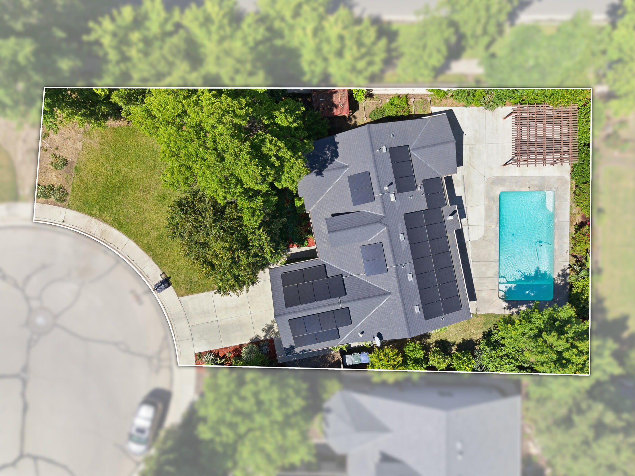 5240 W Wren Ct, Visalia, CA 93291