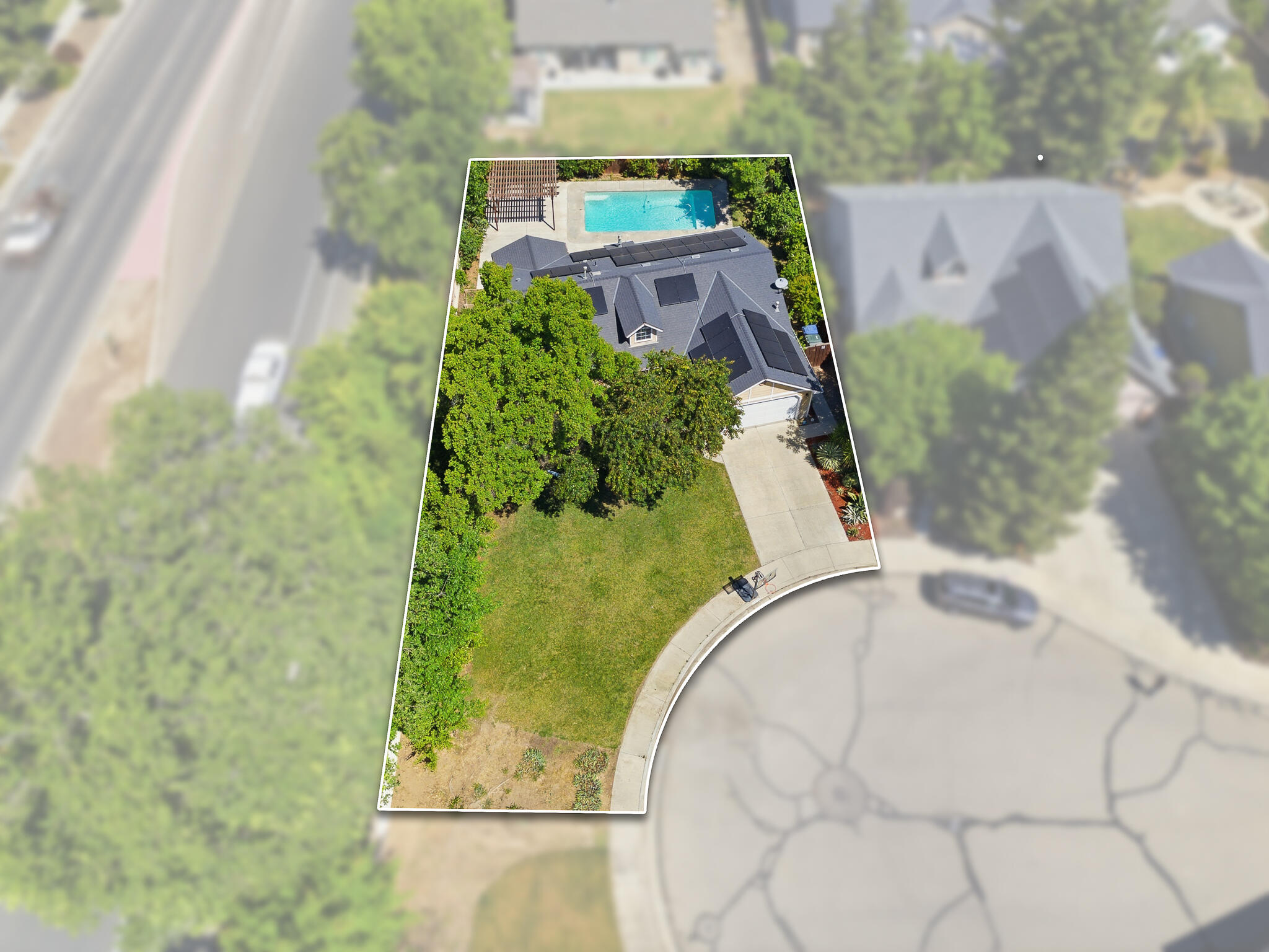 5240 W Wren Ct, Visalia, CA 93291