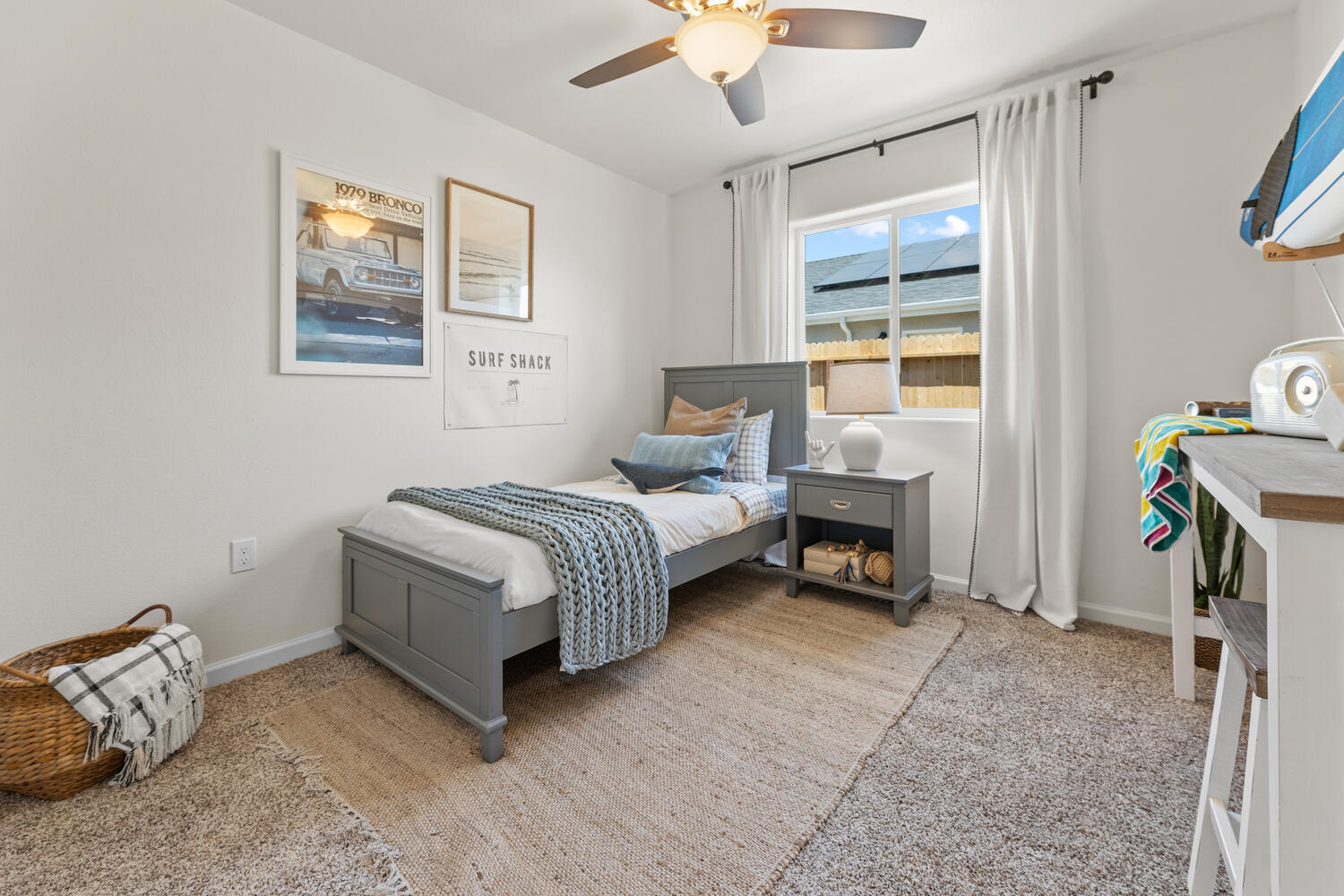 30594 Marigold Rd, Visalia, CA 93291