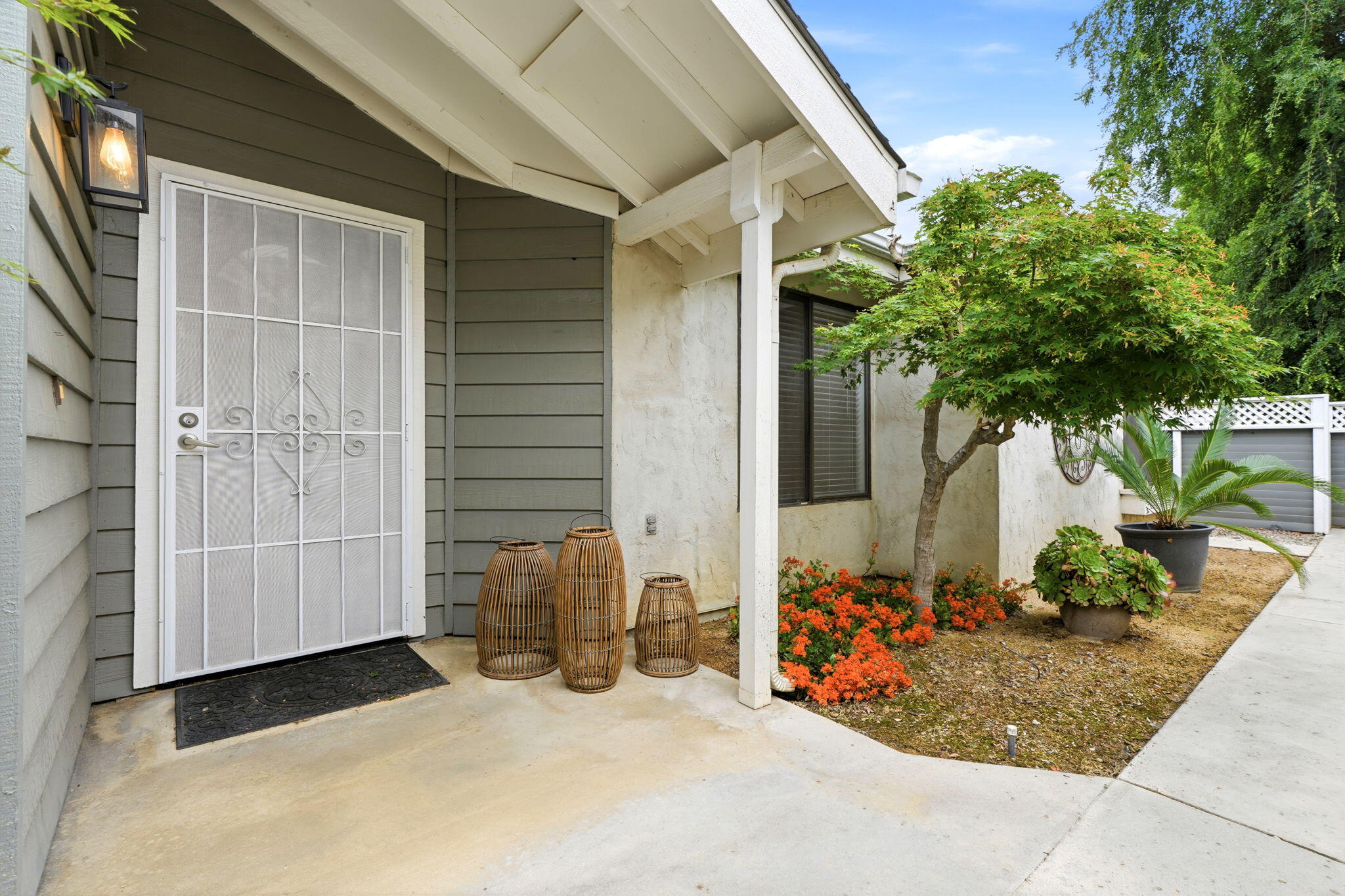 1912 S Pinnacle St, Visalia, CA 93292