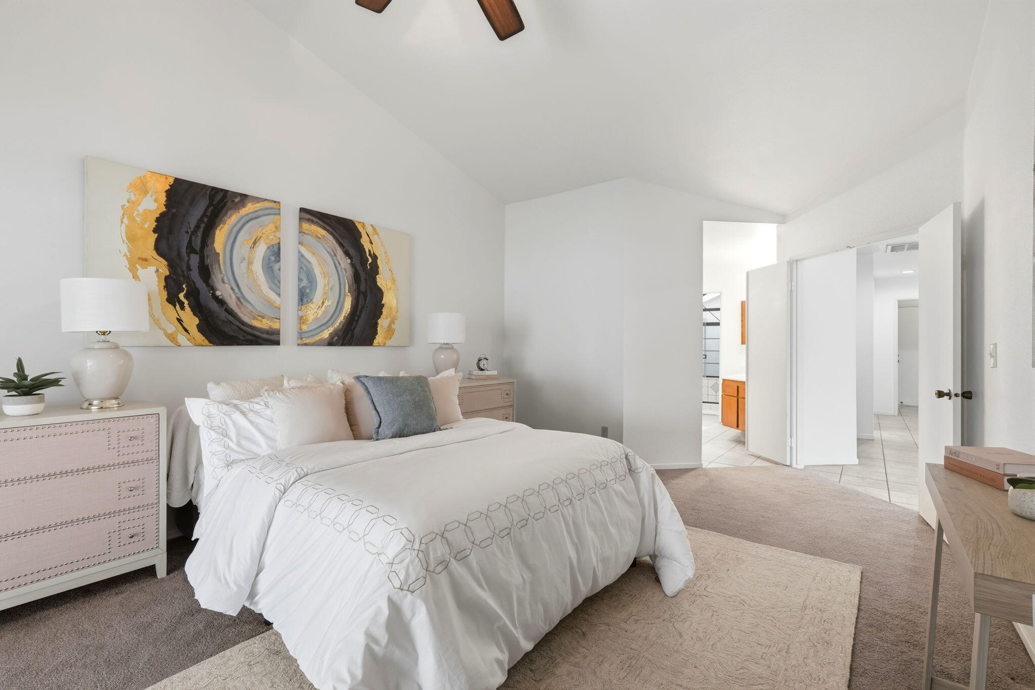 1912 S Pinnacle St, Visalia, CA 93292