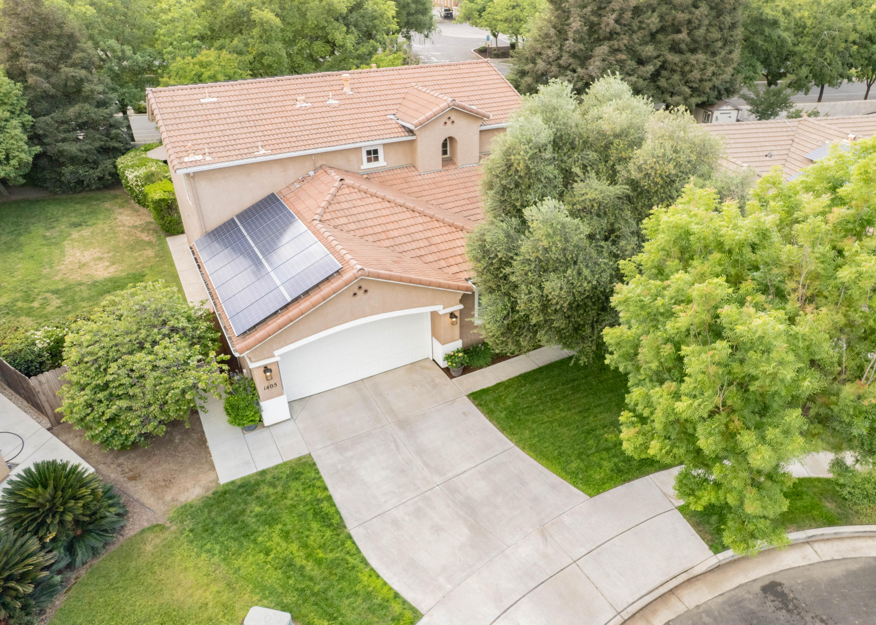 1405 Cortese St, Tulare, CA 93274
