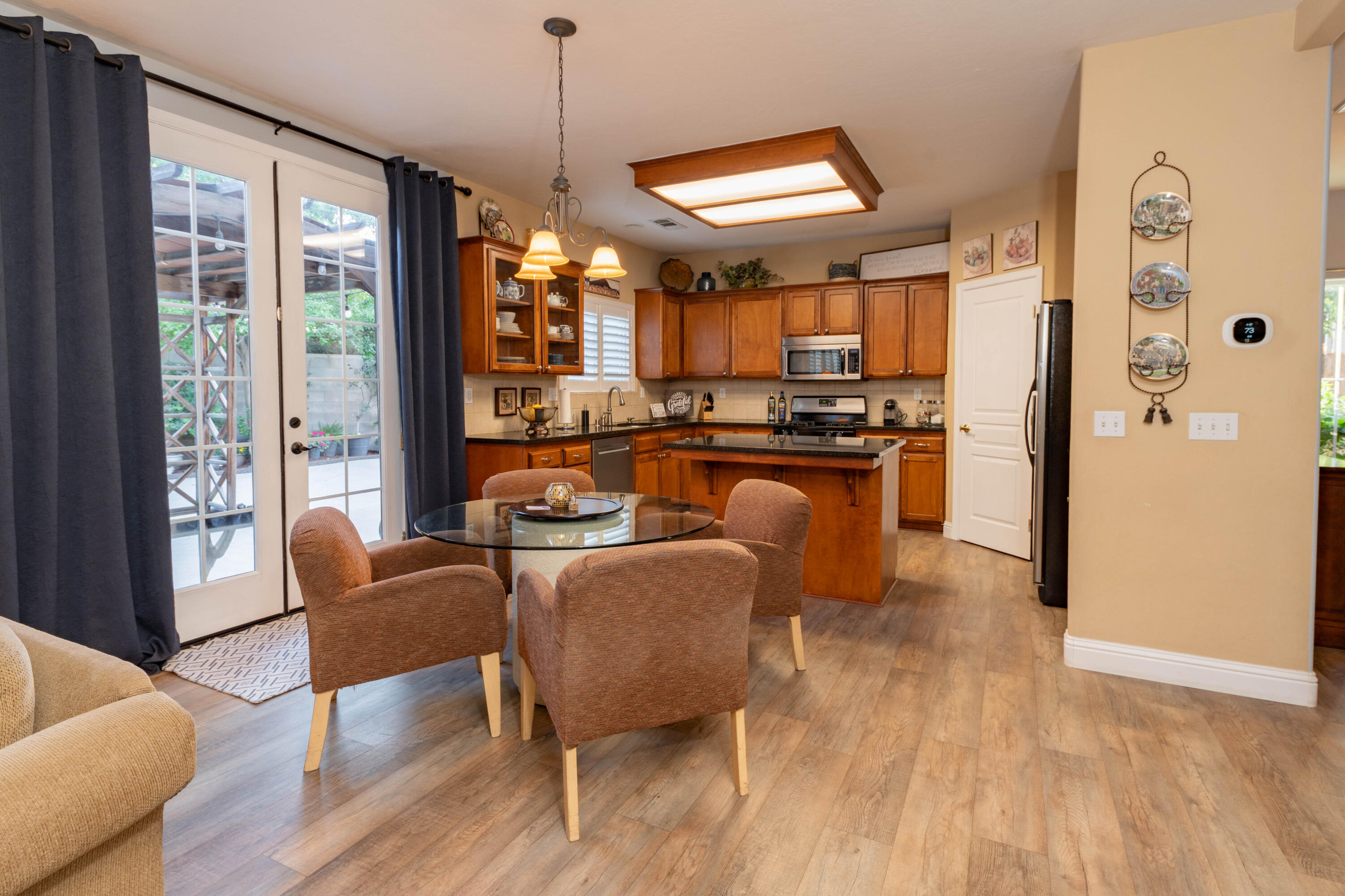 1405 Cortese St, Tulare, CA 93274