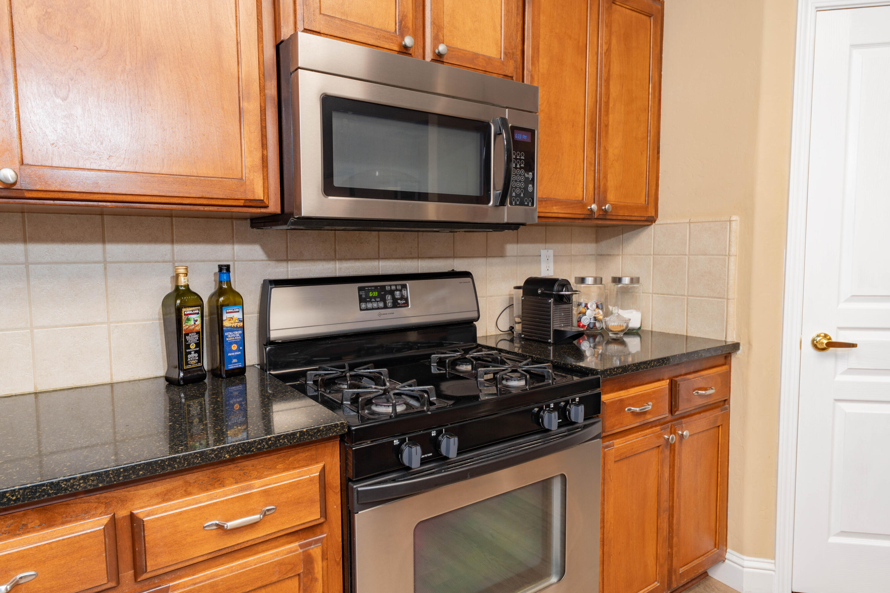 1405 Cortese St, Tulare, CA 93274