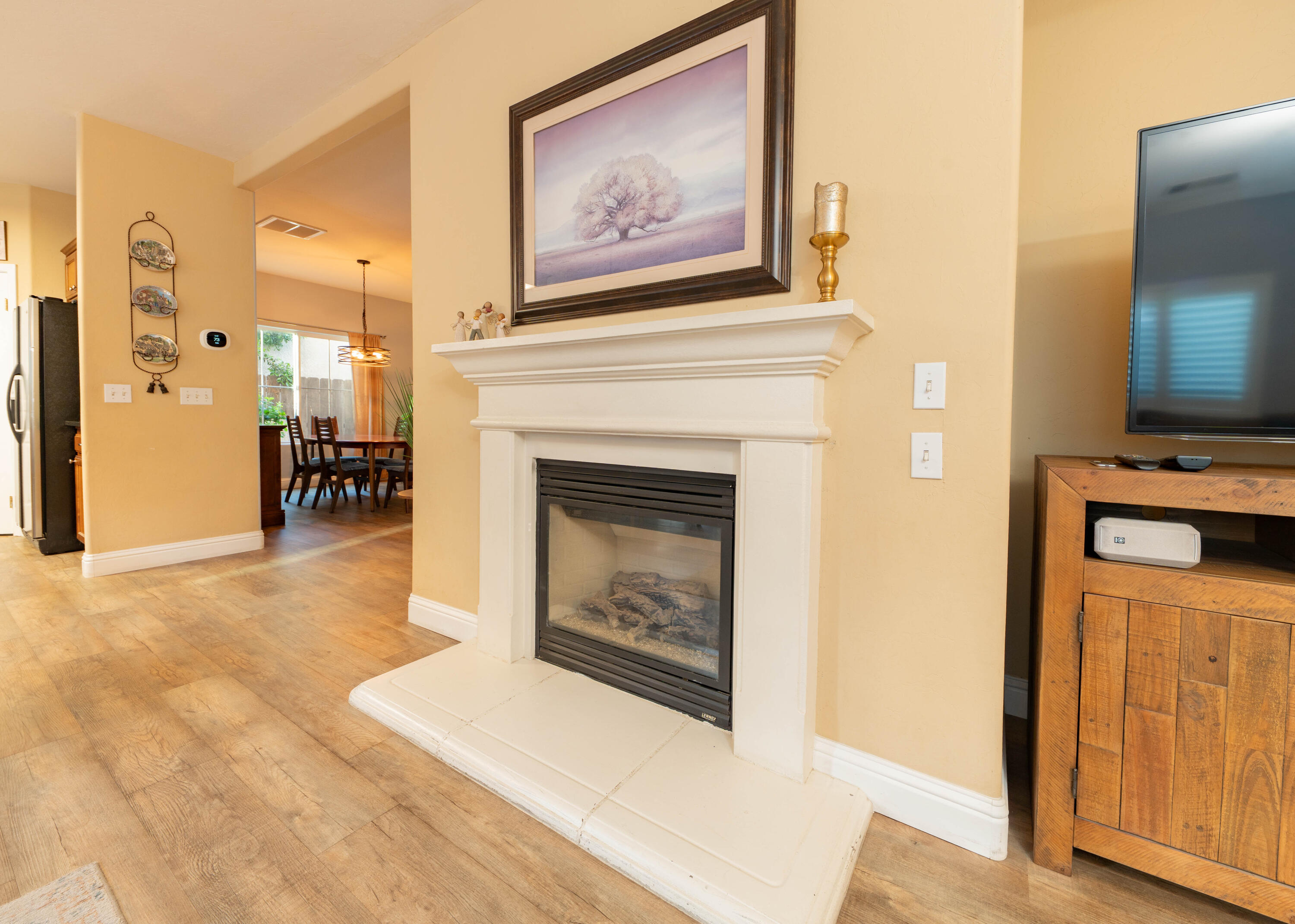 1405 Cortese St, Tulare, CA 93274