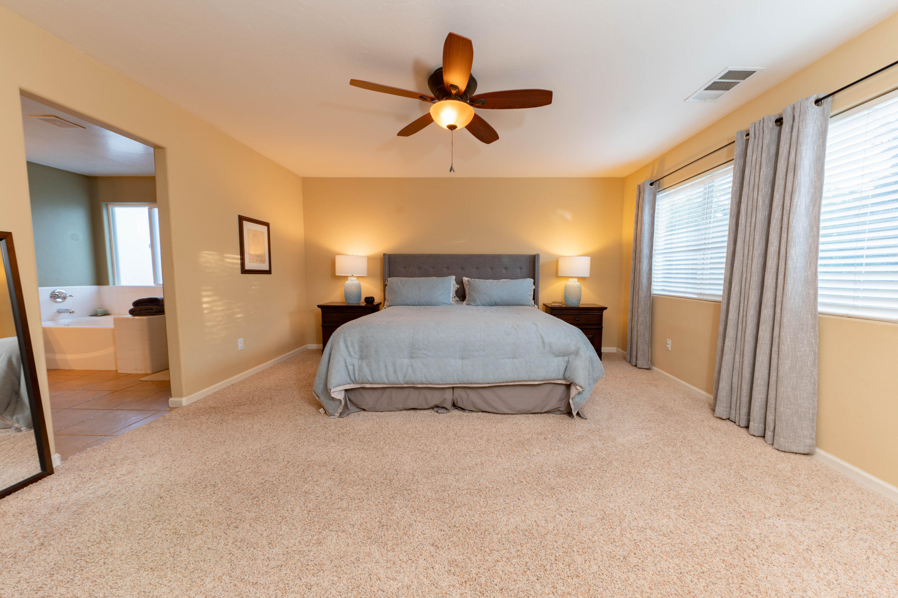 1405 Cortese St, Tulare, CA 93274