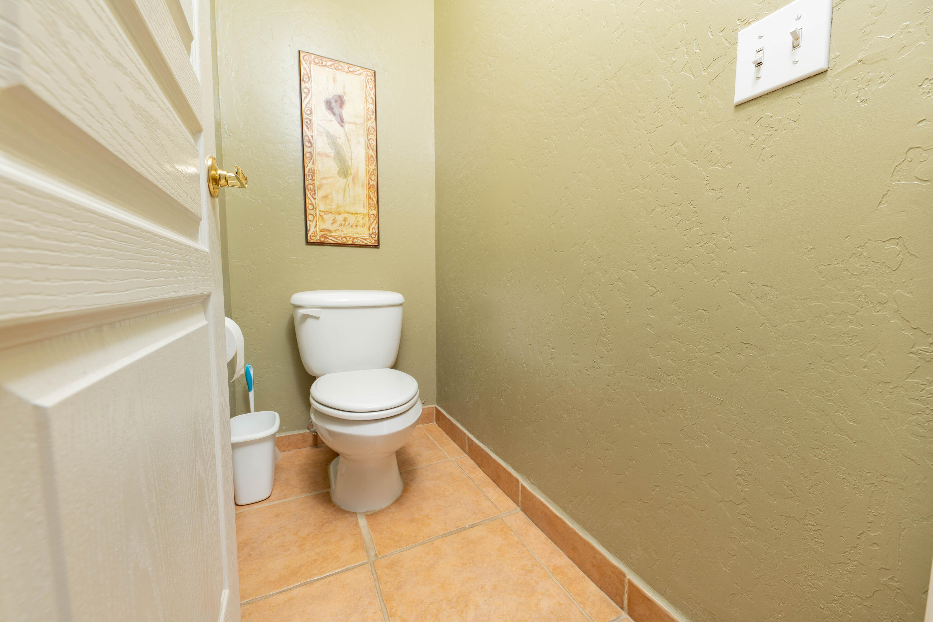 1405 Cortese St, Tulare, CA 93274