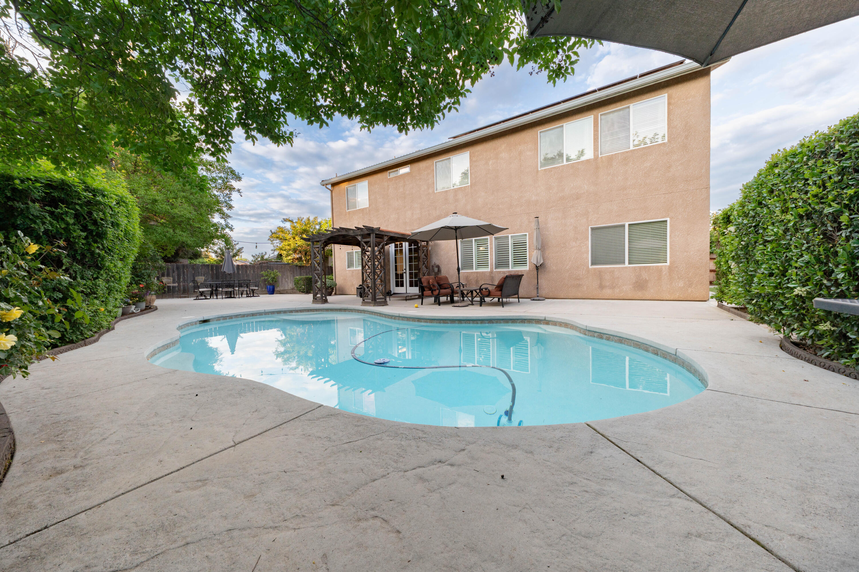 1405 Cortese St, Tulare, CA 93274